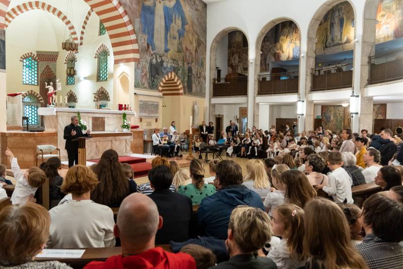 2025_05_06_anyak napja_18.jpg